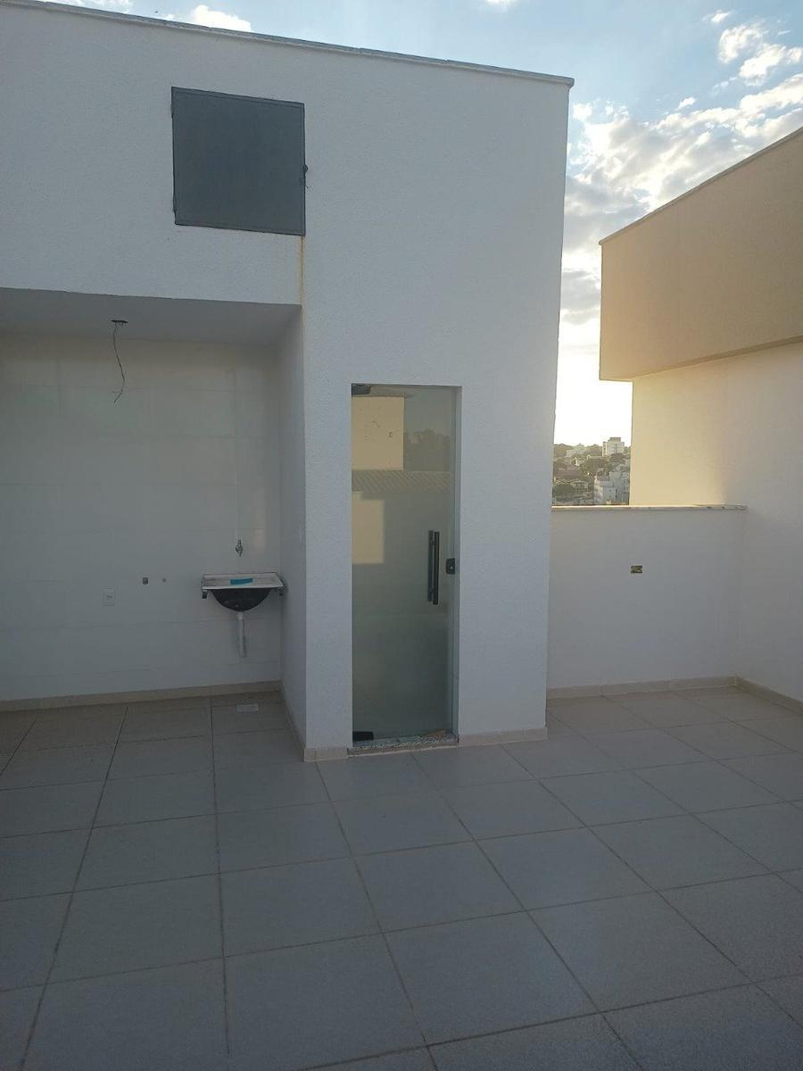 Cobertura, Santa Branca, 3 Quartos, 2 Vagas, 1 Suíte