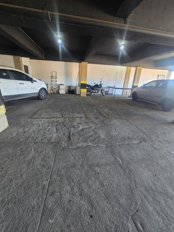 Sala, Ressaca, 0 Quarto, 1 Vaga