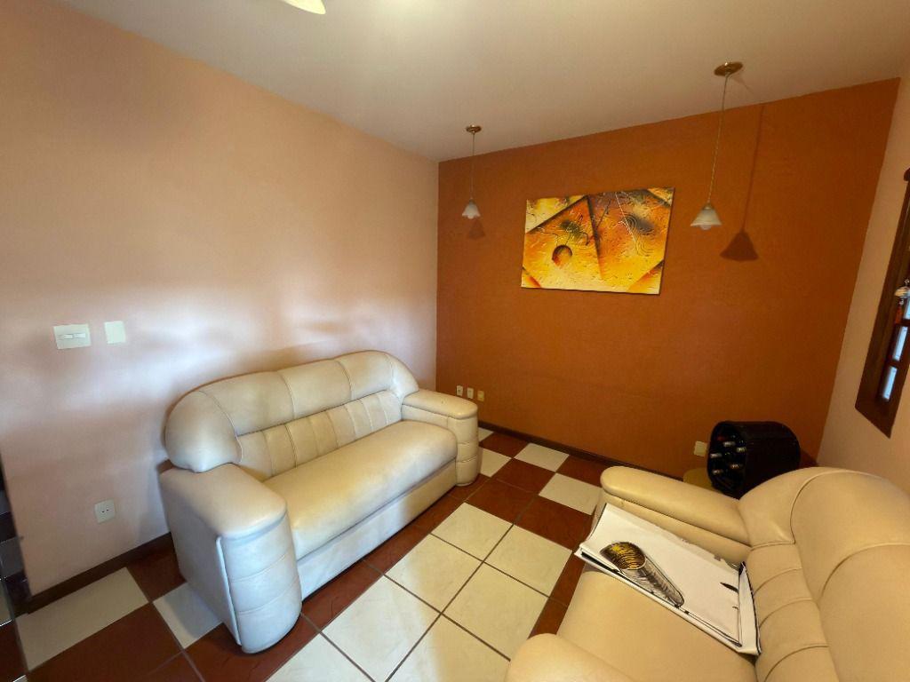 Casa, Itacolomi, 3 Quartos, 0 Vaga, 1 Suíte