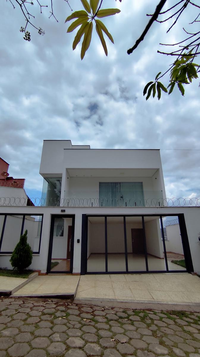 Casa, Nova Tijuca, 3 Quartos, 4 Vagas, 1 Suíte