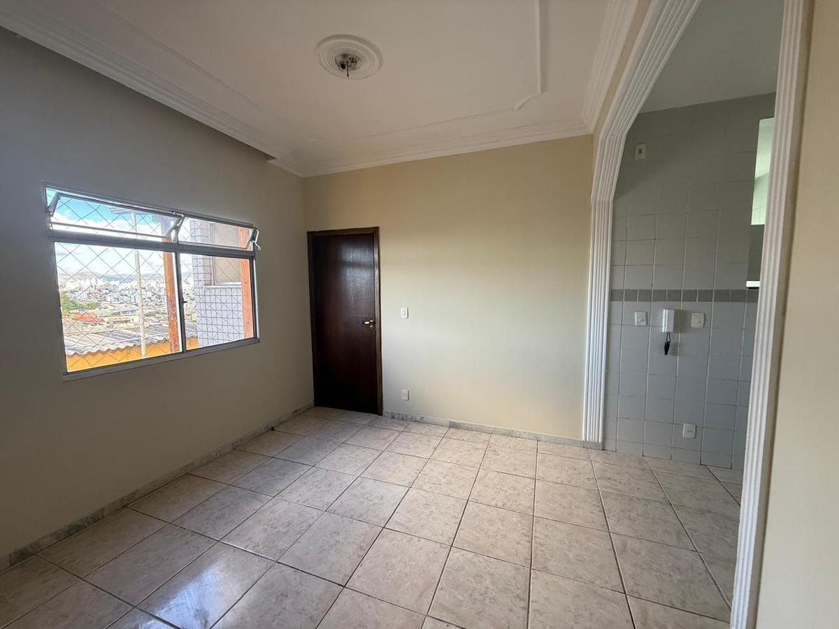 Apartamento, Santa Cruz, 2 Quartos, 1 Vaga
