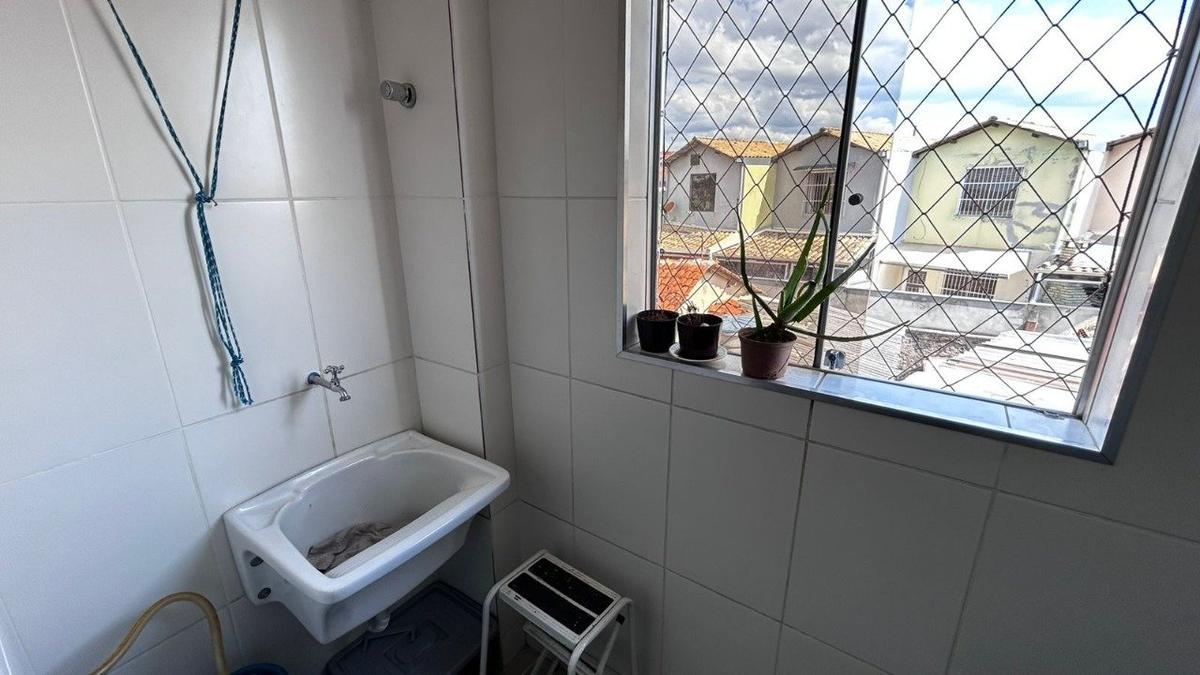 Apartamento, Parque Turistas, 2 Quartos, 1 Vaga