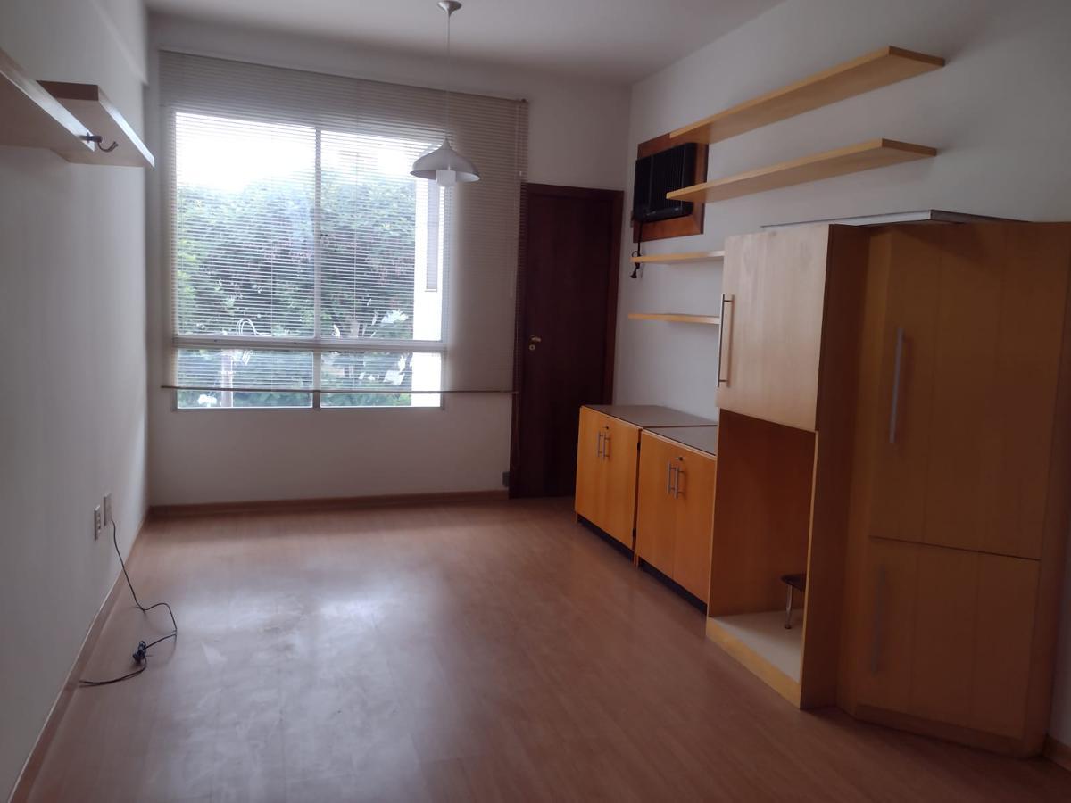 Sala, Barro Preto, 0 Quarto, 0 Vaga