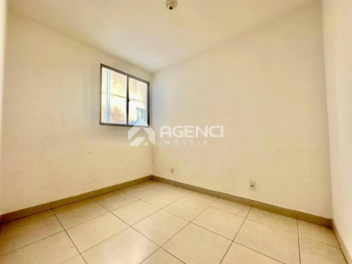 Apartamento, Camargos, 3 Quartos, 0 Vaga, 0 Suíte