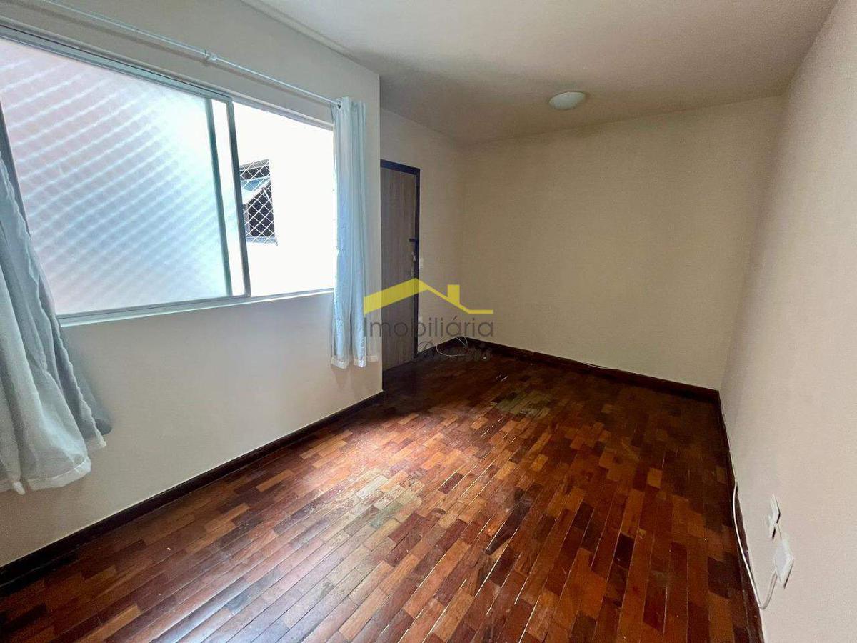 Apartamento, Estoril, 2 Quartos, 1 Vaga