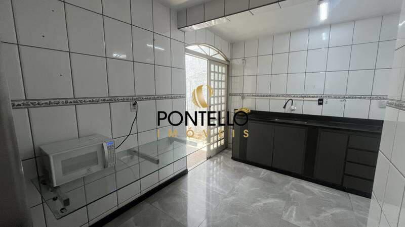 Casa, Alípio de Melo, 4 Quartos, 3 Vagas, 2 Suítes