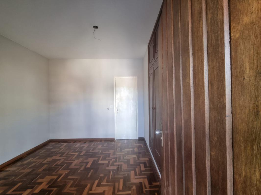 Casa, Jardim Riacho das Pedras, 3 Quartos, 10 Vagas, 1 Suíte
