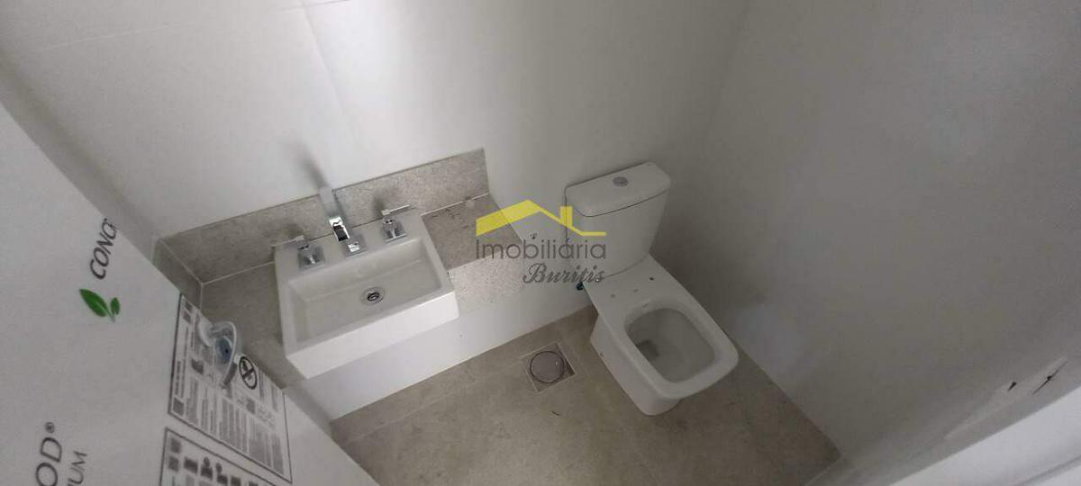 Casa em Condomínio, Buritis, 4 Quartos, 3 Vagas, 4 Suítes
