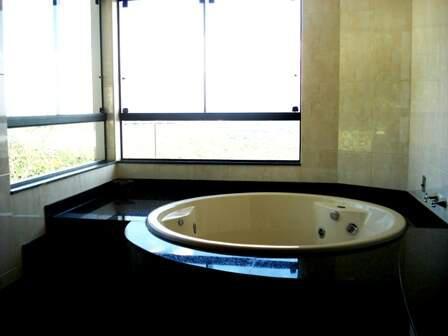 Casa, Centro, 4 Quartos, 3 Vagas, 2 Suítes