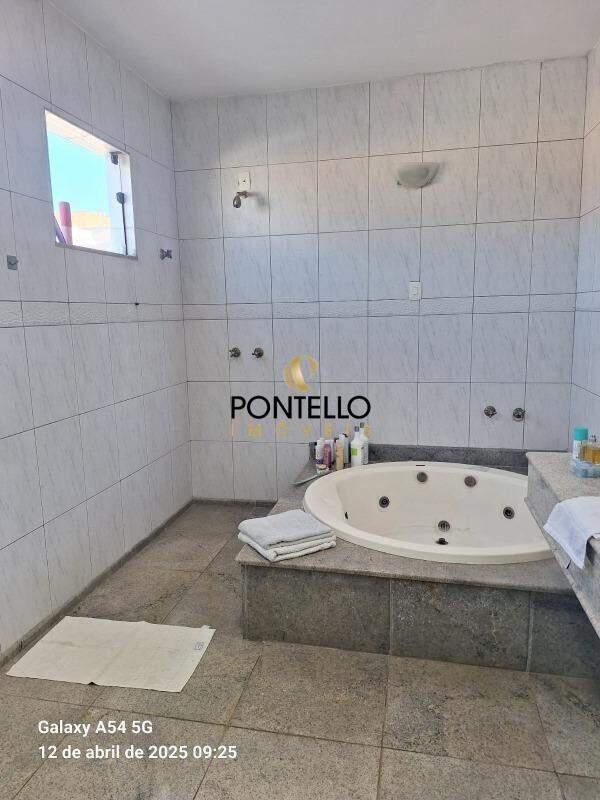 Casa, Mangabeiras, 4 Quartos, 4 Vagas, 2 Suítes