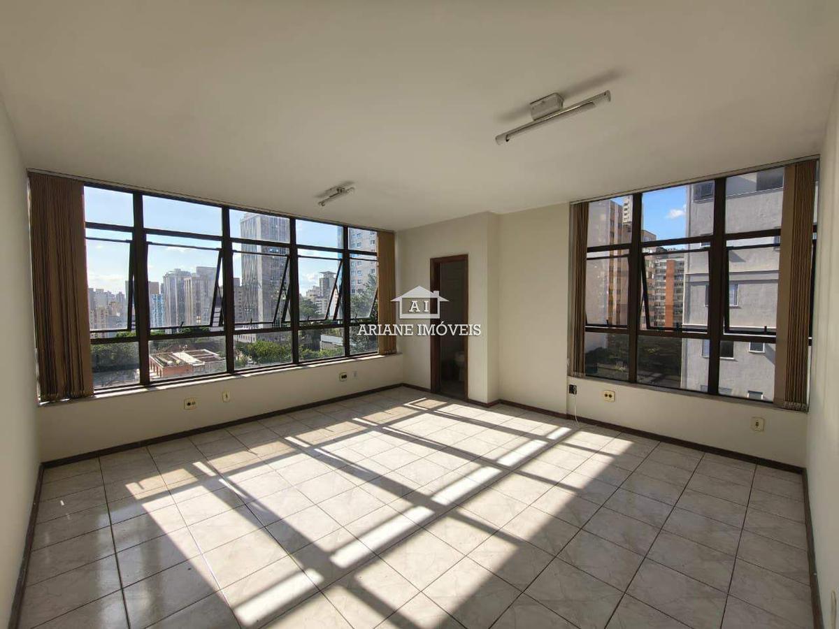 Sala, Centro, 0 Quarto, 0 Vaga
