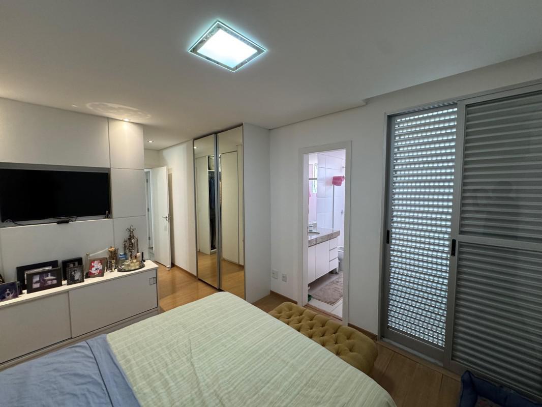 Apartamento, União, 4 Quartos, 4 Vagas, 2 Suítes