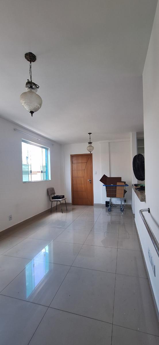 Apartamento, Sagrada Família, 3 Quartos, 2 Vagas, 1 Suíte