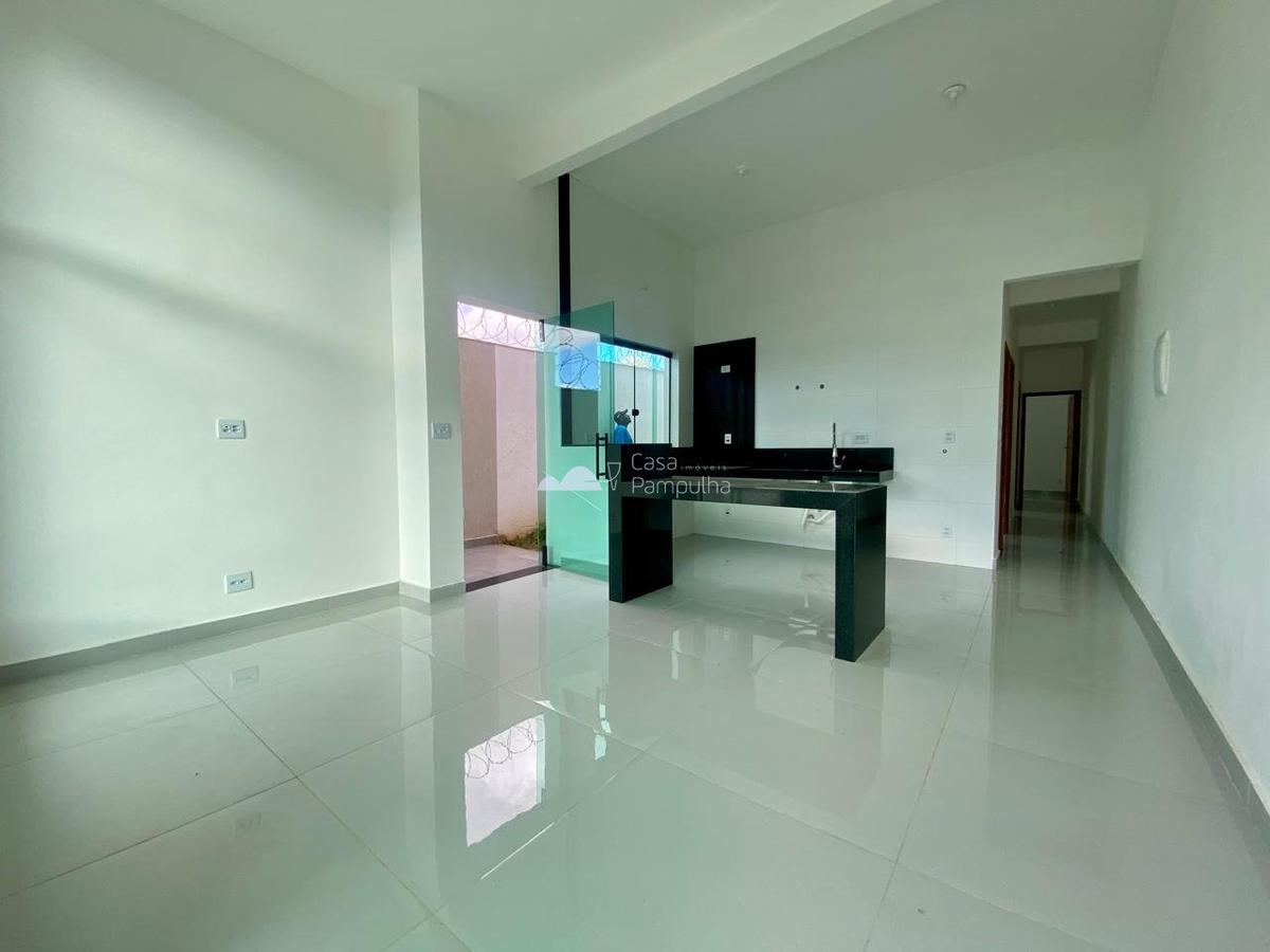 Casa, Novo Centro, 3 Quartos, 4 Vagas, 1 Suíte