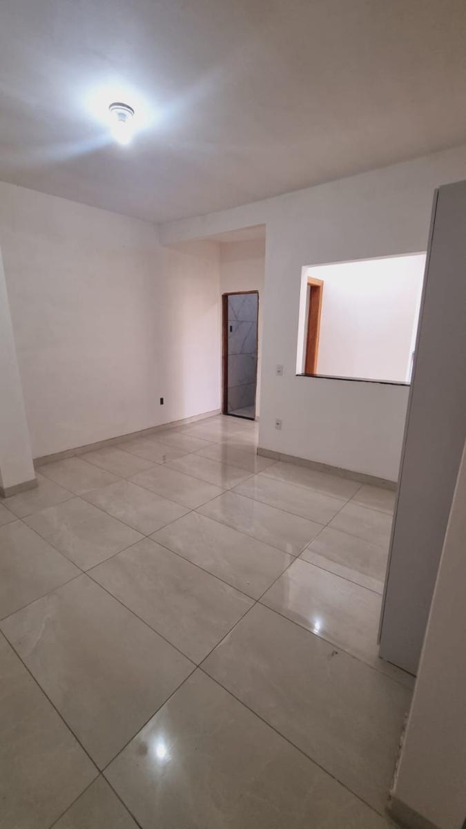 Casa, Serrano, 2 Quartos, 2 Vagas, 1 Suíte