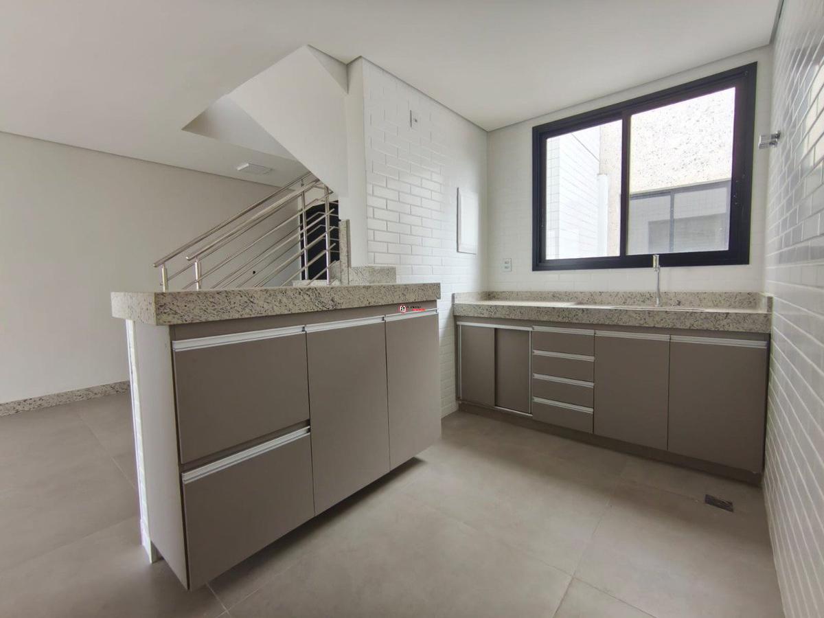 Cobertura, Liberdade, 3 Quartos, 2 Vagas, 1 Suíte