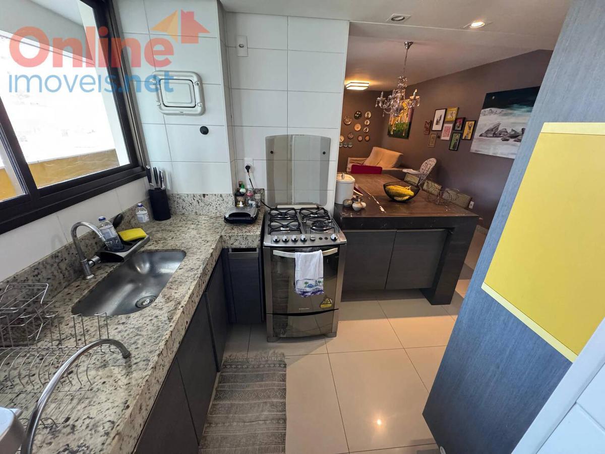 Apartamento, Floresta, 3 Quartos, 0 Vaga, 1 Suíte