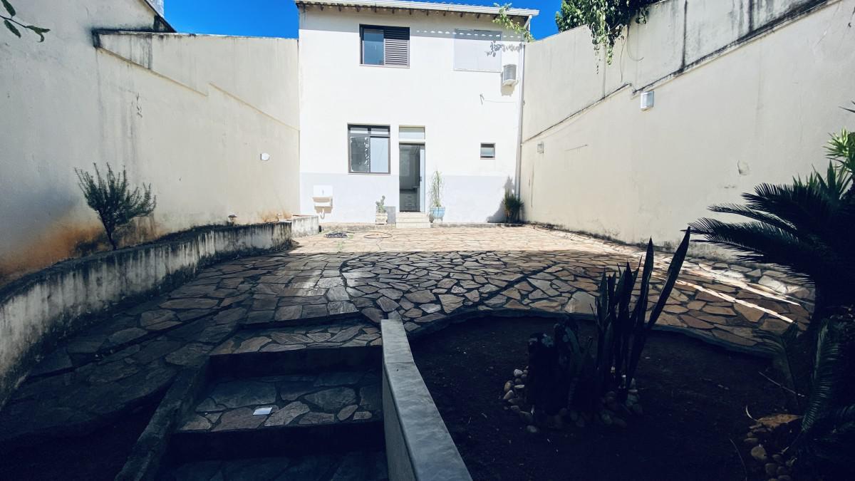 Casa, Castelo, 5 Quartos, 2 Vagas, 2 Suítes