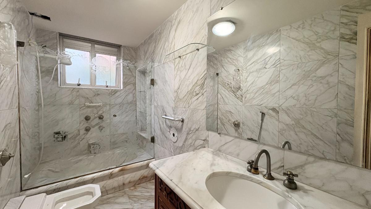 Apartamento, Savassi, 4 Quartos, 2 Vagas, 1 Suíte