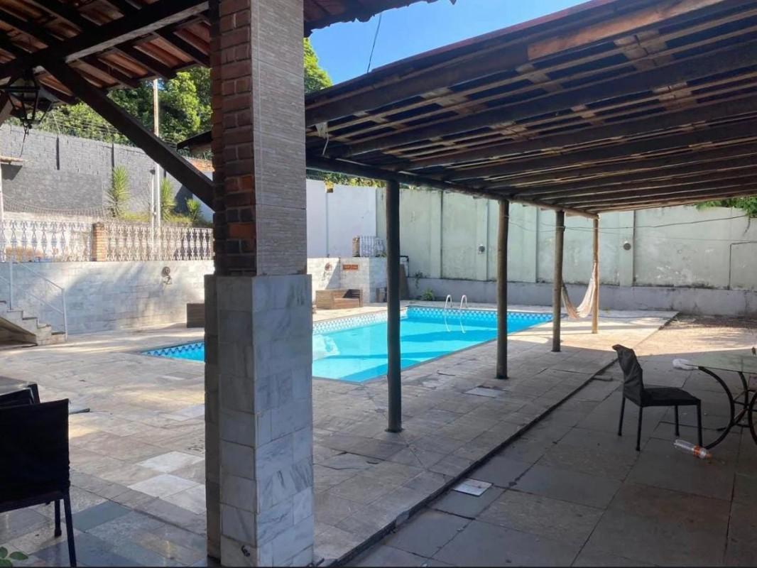 Casa, Braúnas, 4 Quartos, 6 Vagas, 2 Suítes