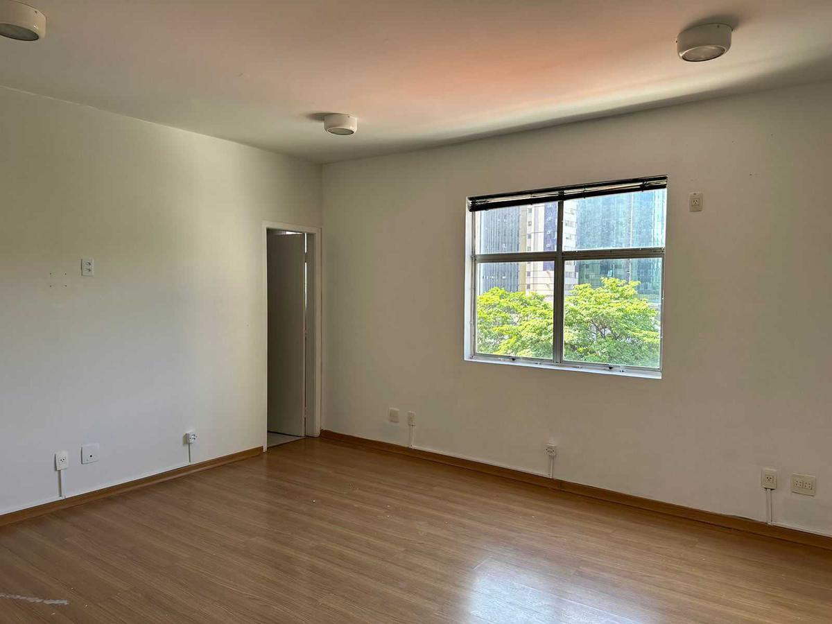 Sala, Lourdes, 1 Quarto, 0 Vaga