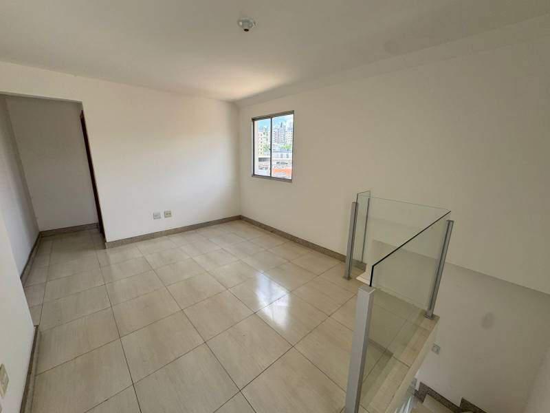 Cobertura, Concórdia, 2 Quartos, 2 Vagas, 1 Suíte