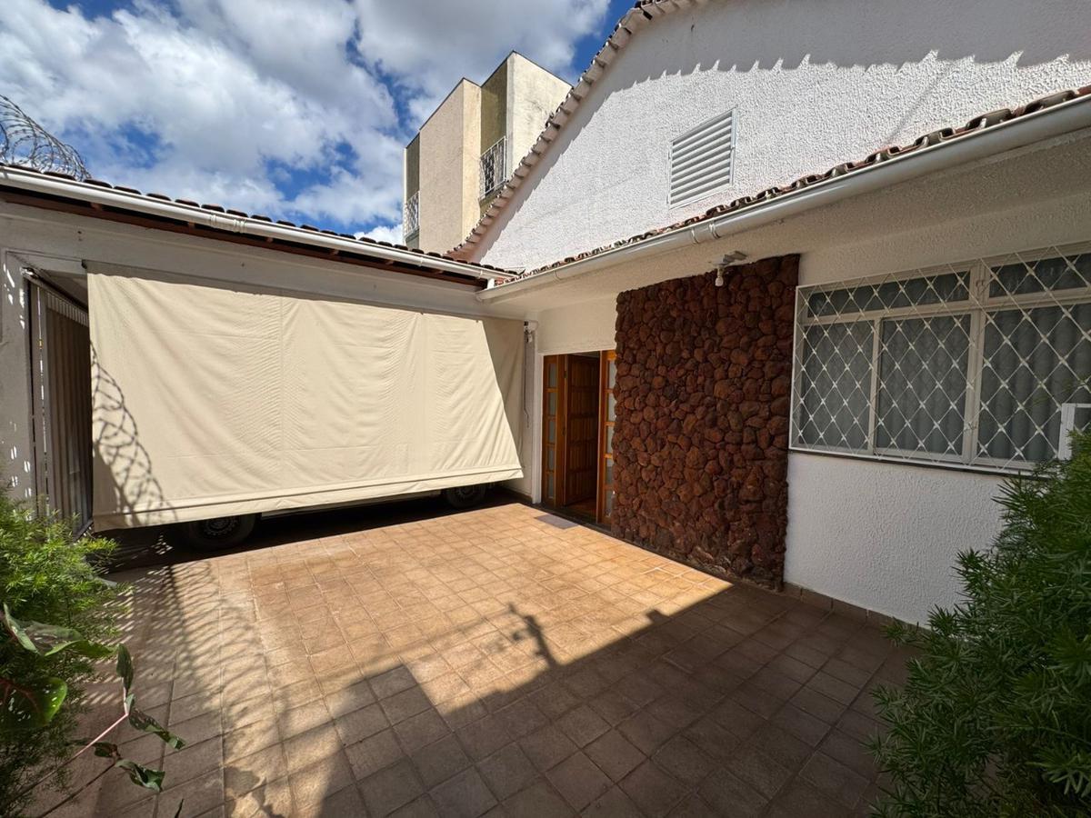 Casa, Sagrada Família, 4 Quartos, 2 Vagas