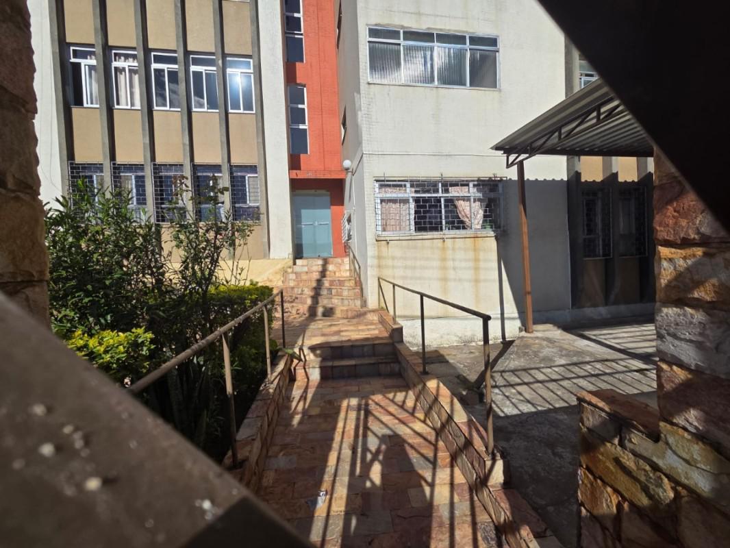 Apartamento, Conjunto Califórnia, 3 Quartos, 2 Vagas