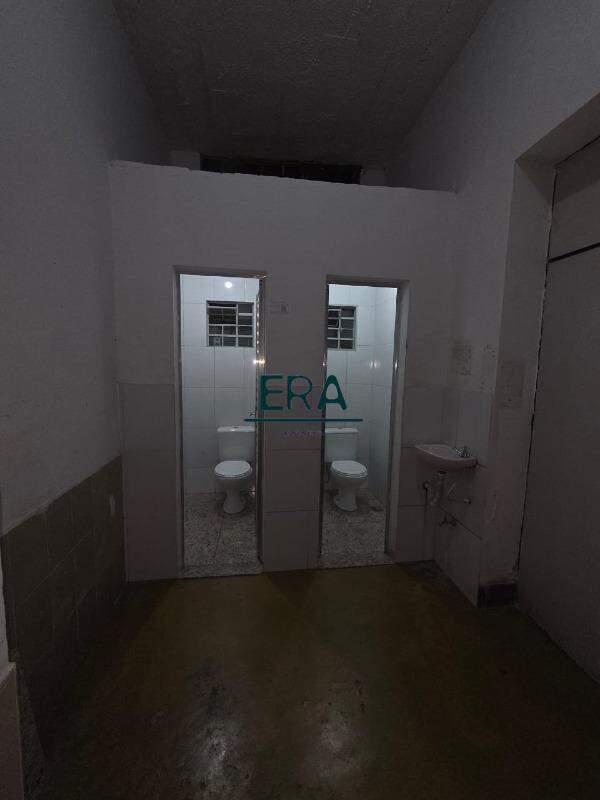 Andar, Centro, 0 Quarto, 0 Vaga