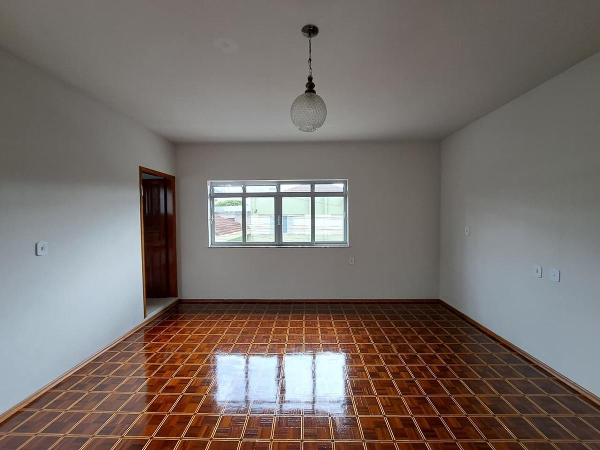 Casa, Centro, 3 Quartos, 0 Vaga