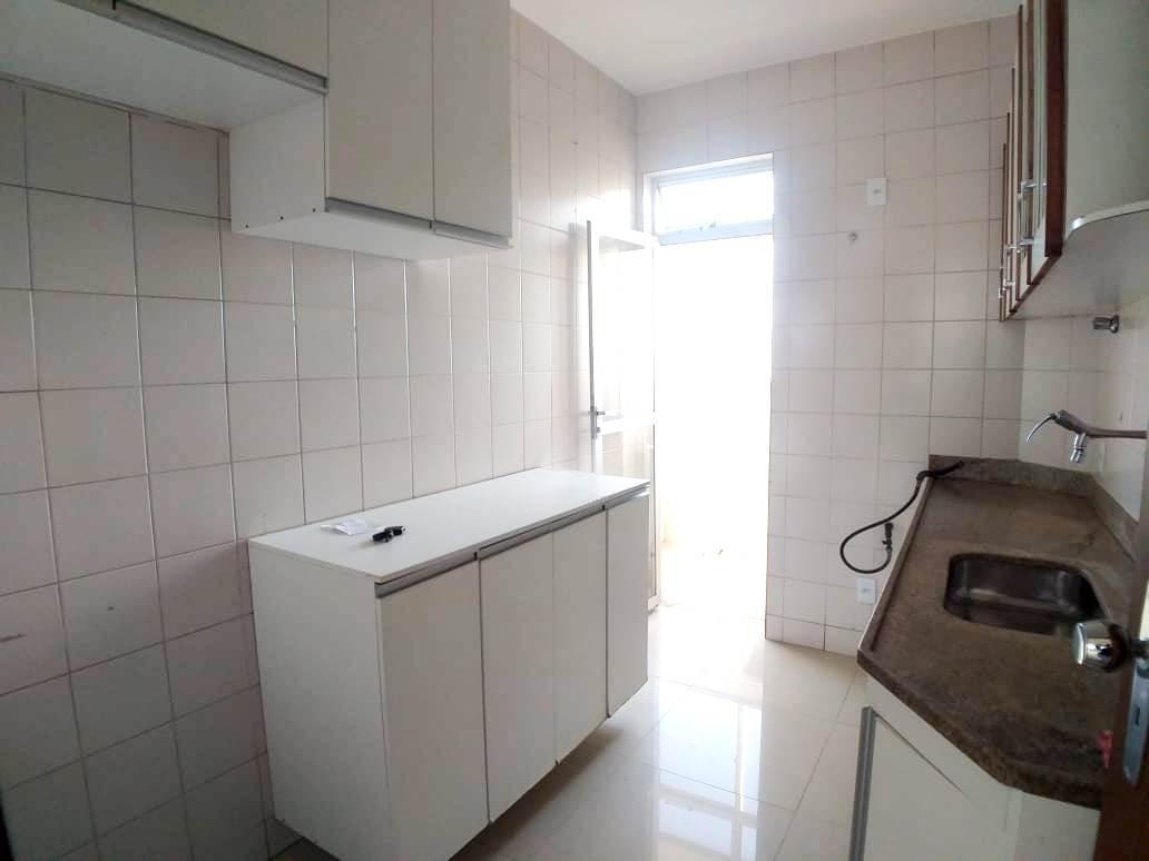 Apartamento, Estoril, 3 Quartos, 1 Vaga