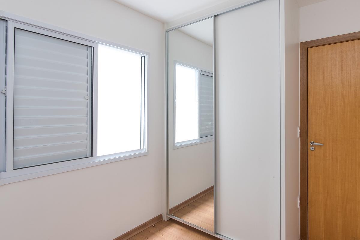 Apartamento, Heliópolis, 2 Quartos, 2 Vagas, 1 Suíte