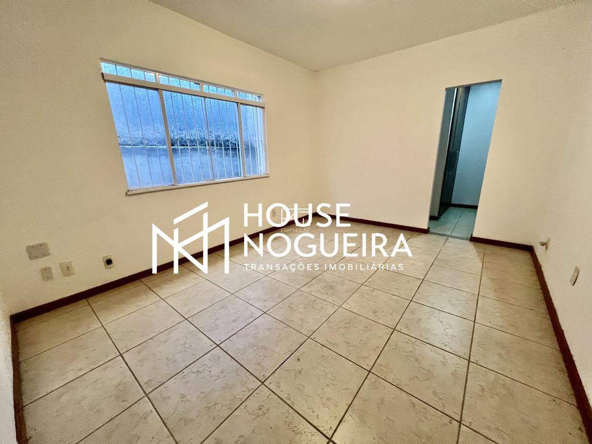 Casa, Santa Helena, 4 Quartos, 8 Vagas, 2 Suítes