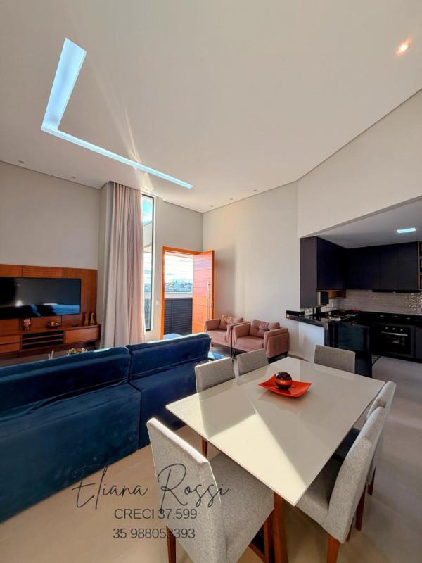Casa, Campos Elíseos, 3 Quartos, 4 Vagas, 1 Suíte