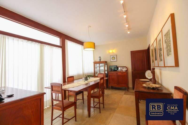Casa, Serra, 4 Quartos, 5 Vagas, 1 Suíte