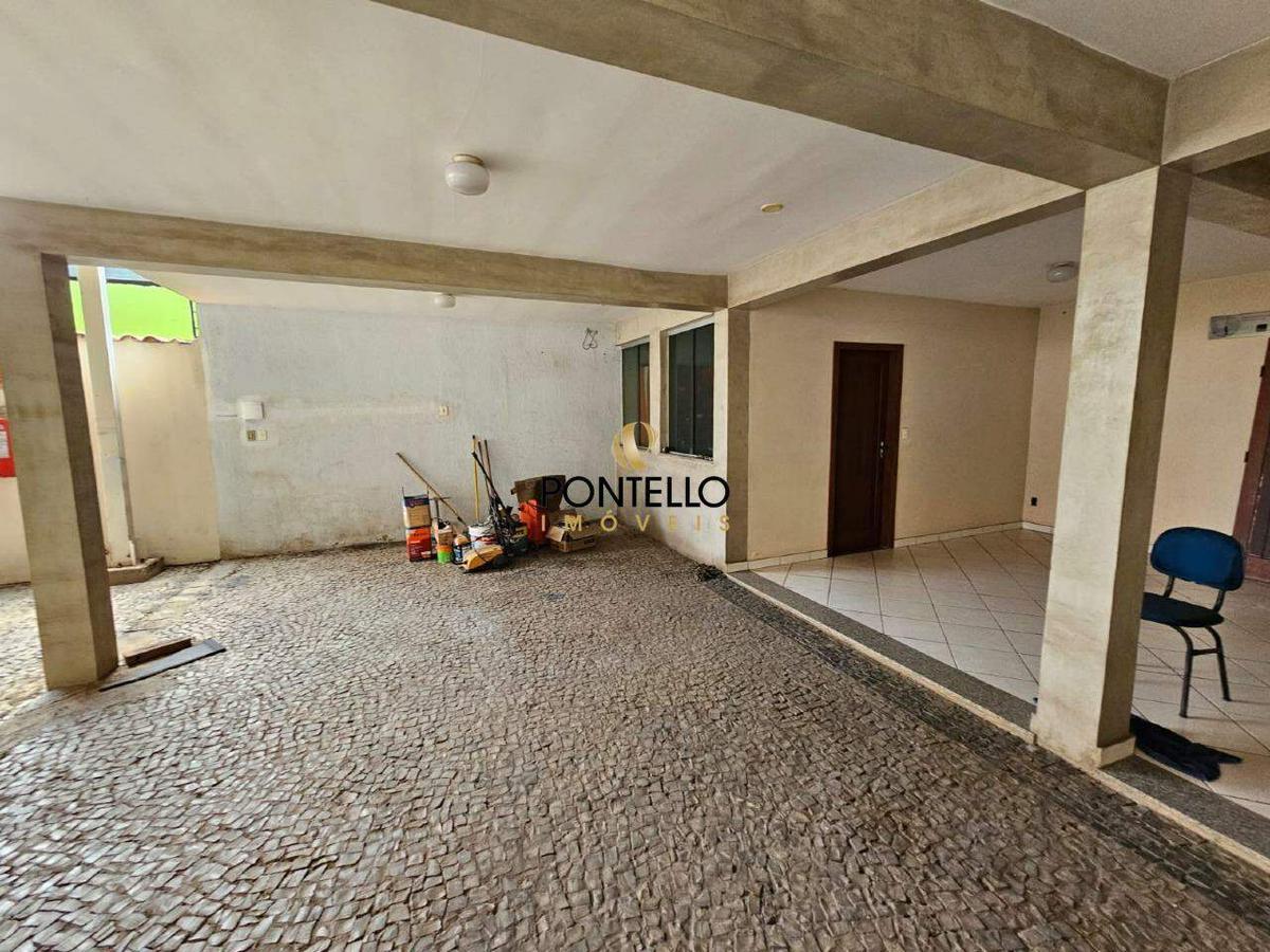 Galpão, Braz Filizola, 0 Quarto, 12 Vagas