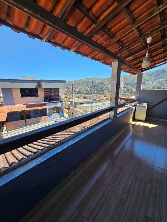 Casa, Esplanada, 3 Quartos, 5 Vagas, 1 Suíte