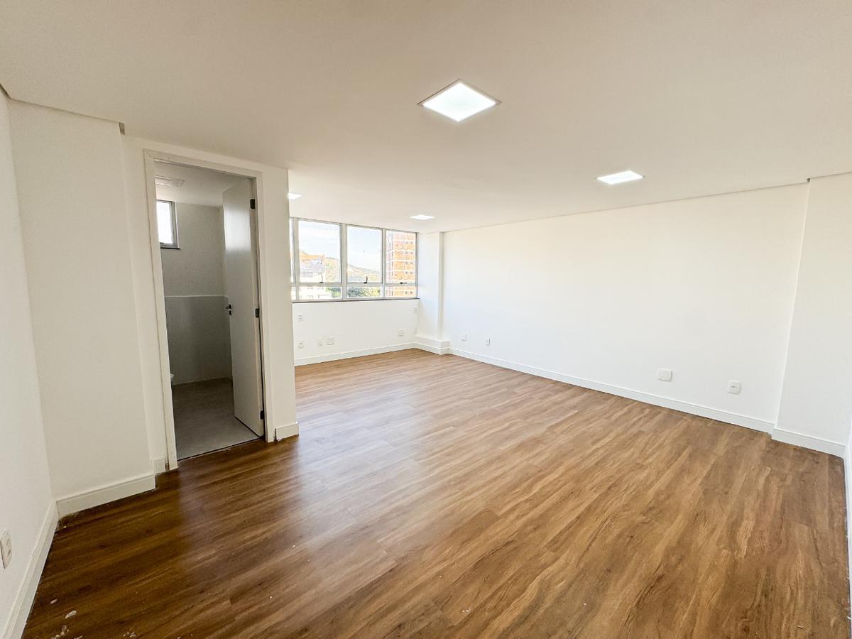 Sala, Ouro Preto, 0 Quarto, 1 Vaga