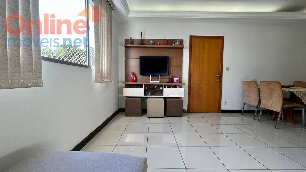 Apartamento, Sagrada Família, 3 Quartos, 0 Vaga, 1 Suíte