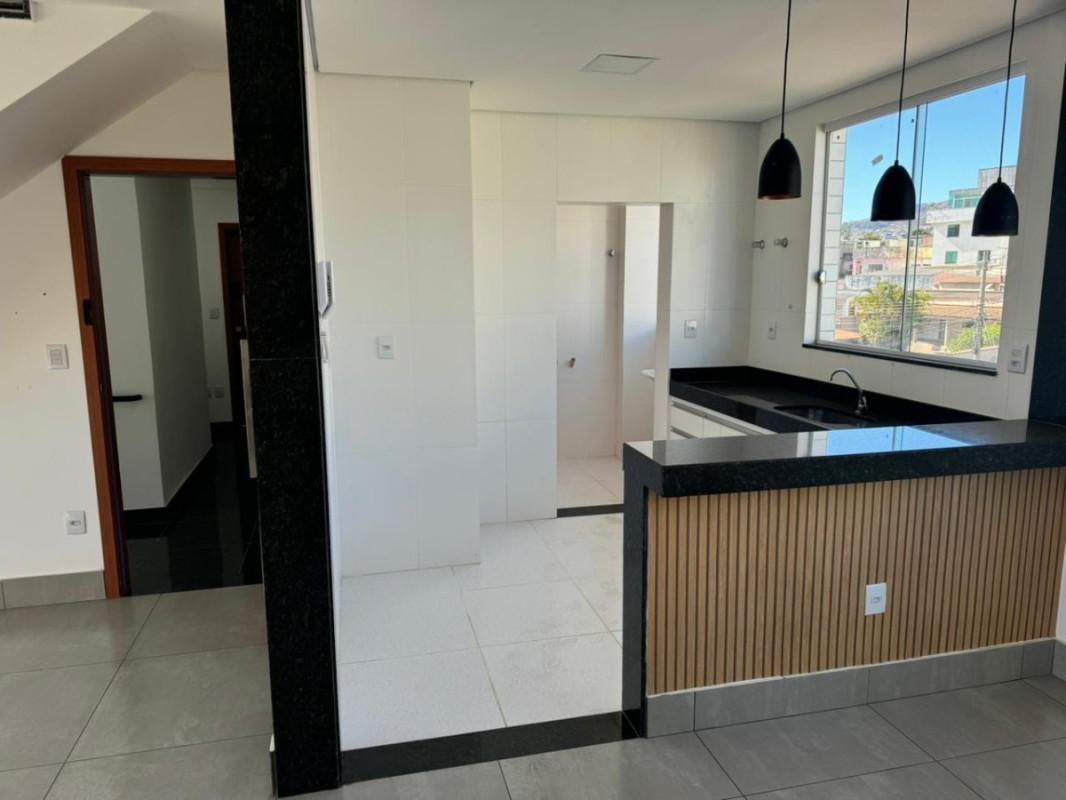 Cobertura, Santa Helena, 3 Quartos, 2 Vagas, 1 Suíte