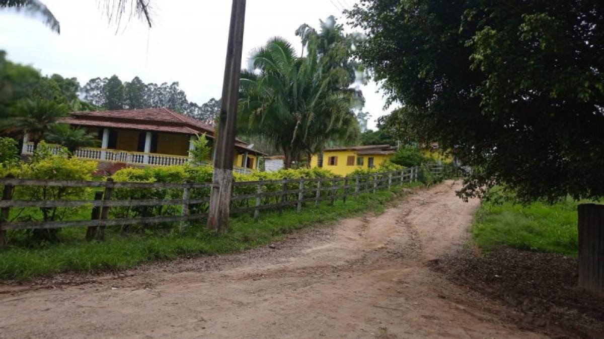 Fazenda, Centro, 6 Quartos, 3 Vagas