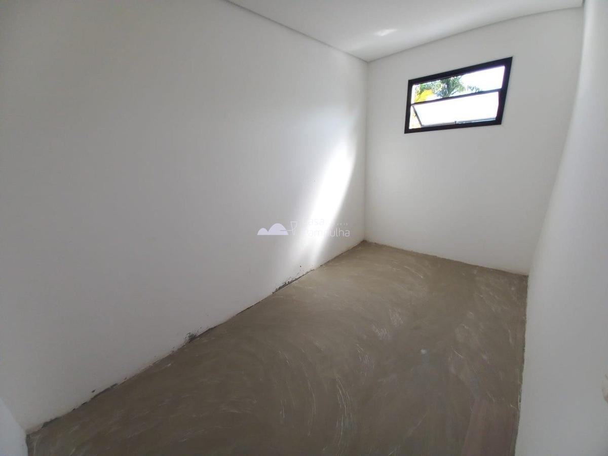 Casa, Trevo, 4 Quartos, 3 Vagas, 3 Suítes