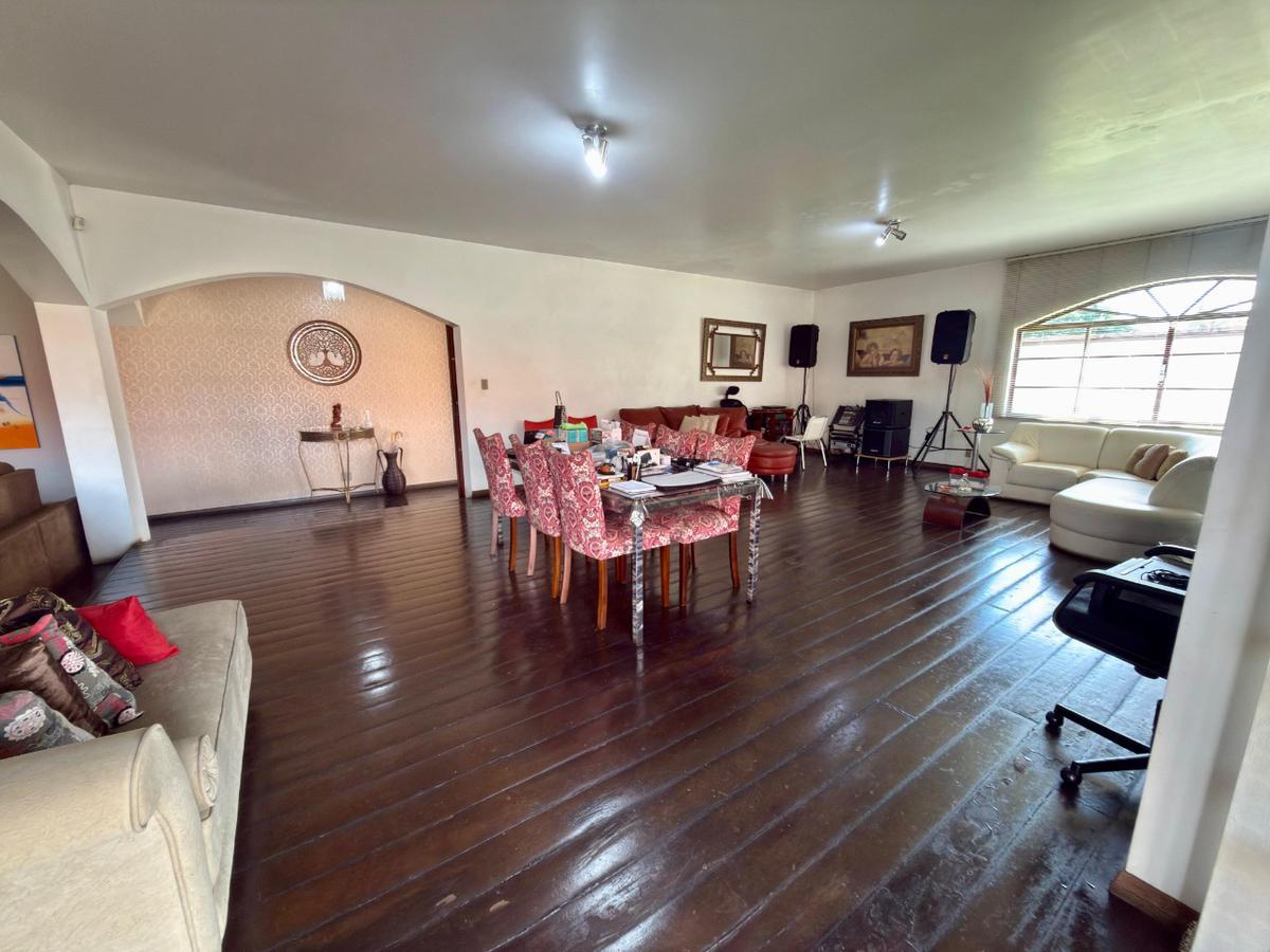 Casa, Bandeirantes (pampulha), 4 Quartos, 10 Vagas, 2 Suítes