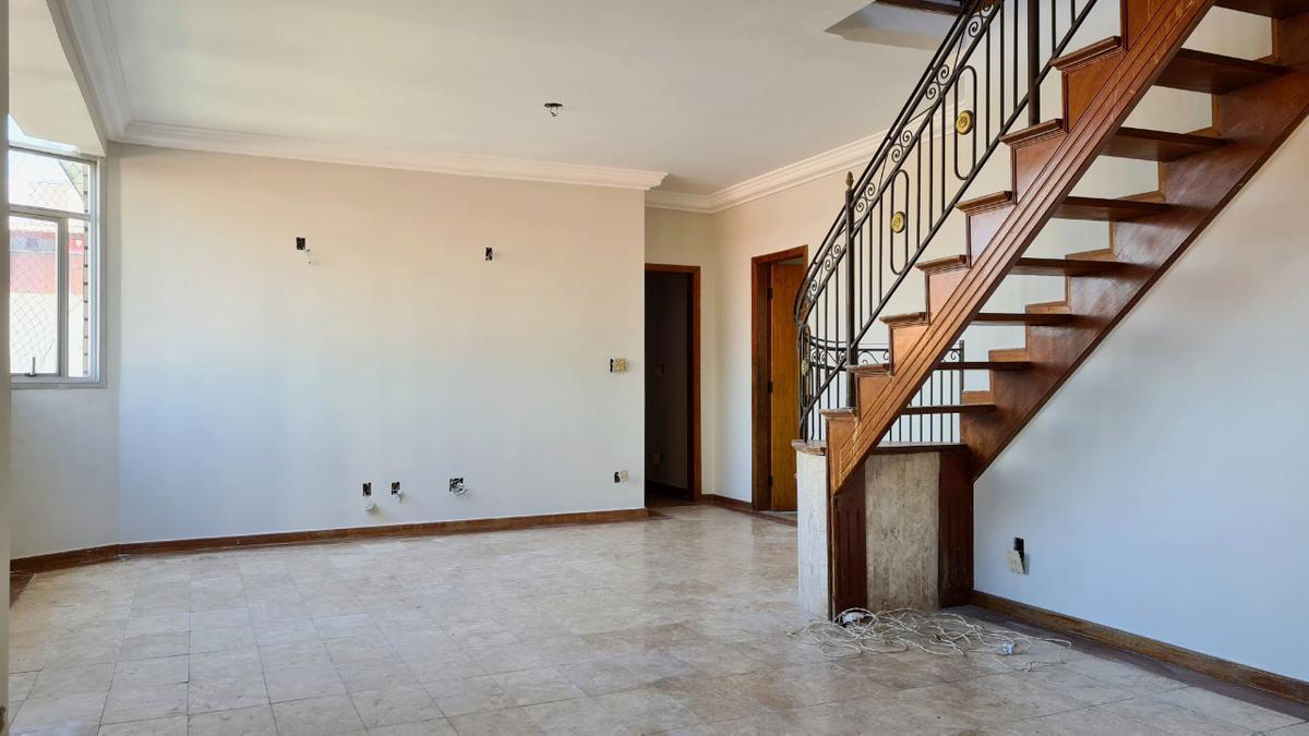 Cobertura, Ouro Preto, 4 Quartos, 3 Vagas, 1 Suíte