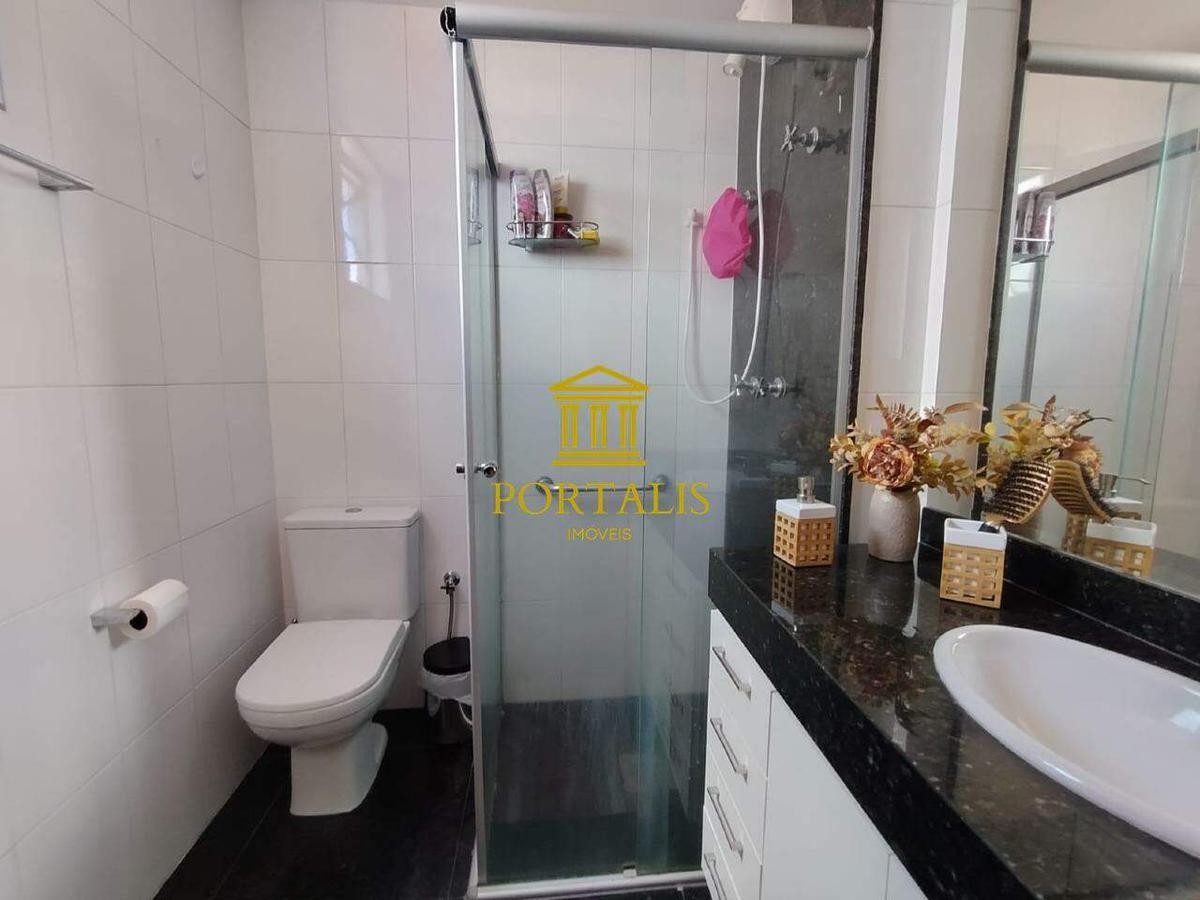 Apartamento, Sagrada Família, 3 Quartos, 2 Vagas, 1 Suíte