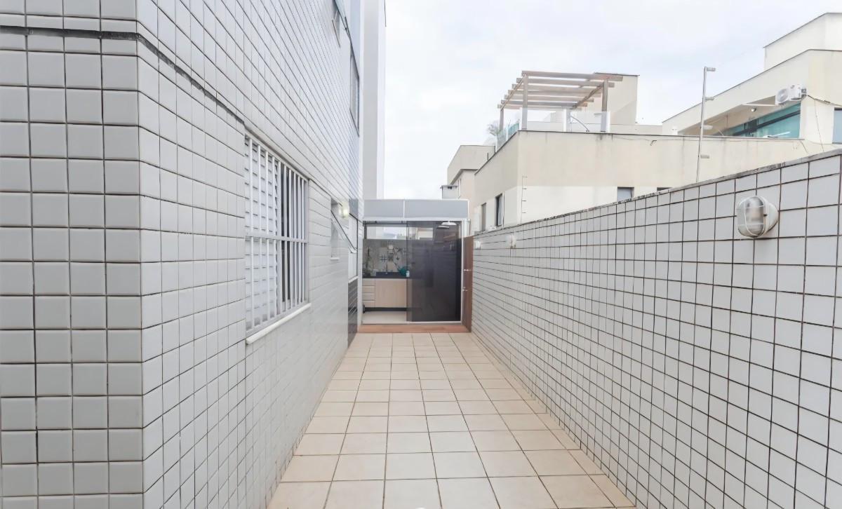 Apartamento, Sagrada Família, 3 Quartos, 2 Vagas, 1 Suíte