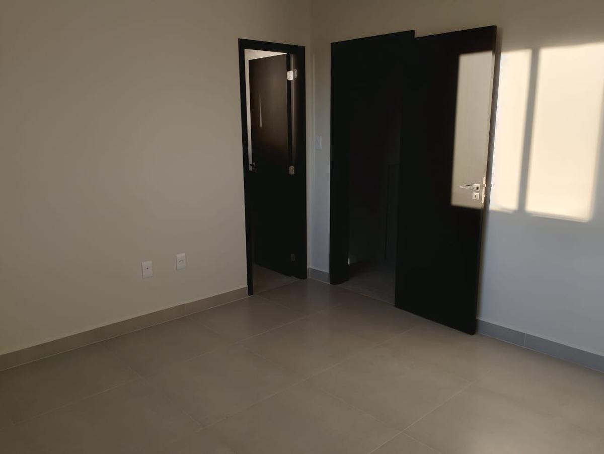 Casa, Itapoã, 3 Quartos, 2 Vagas, 1 Suíte