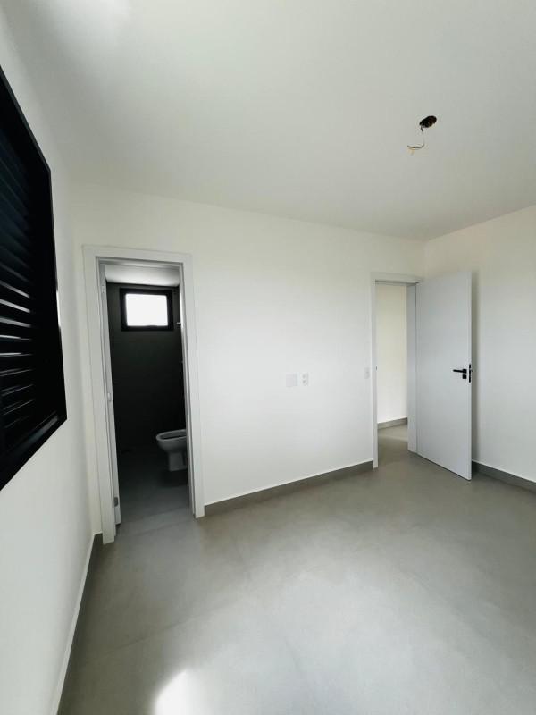 Cobertura, Jardim Industrial, 2 Quartos, 2 Vagas, 1 Suíte