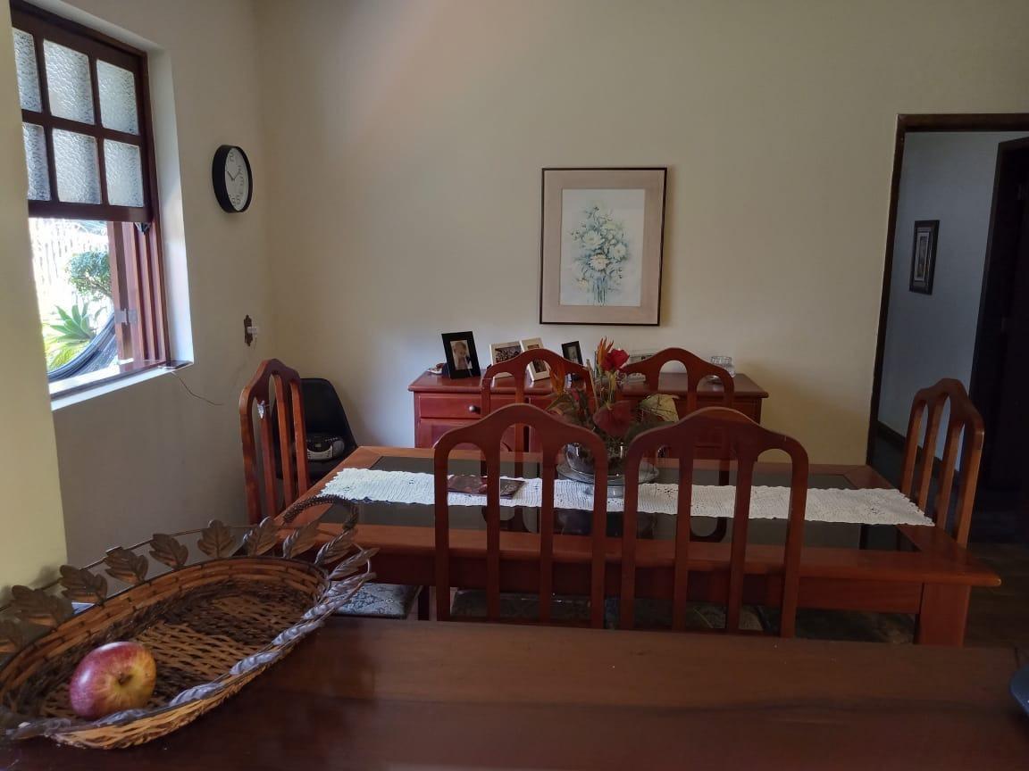 Casa, Cachoeirinha, 3 Quartos, 2 Vagas, 1 Suíte