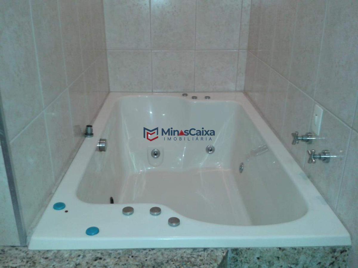 Cobertura, Centro Sul, 5 Quartos, 4 Vagas, 2 Suítes